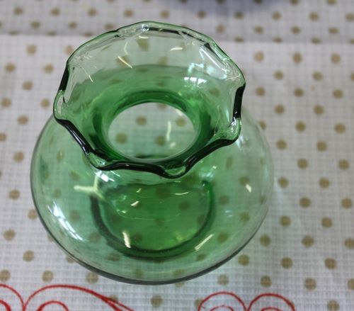 kleine grüne Vase / Windlicht