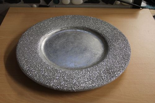 "Silberteller" aus Keramik