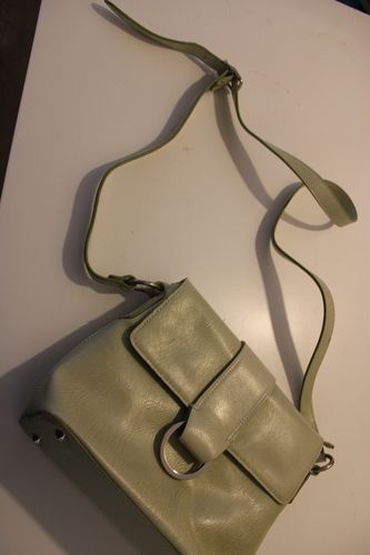 Handtasche / Schultertasche, lindgrün