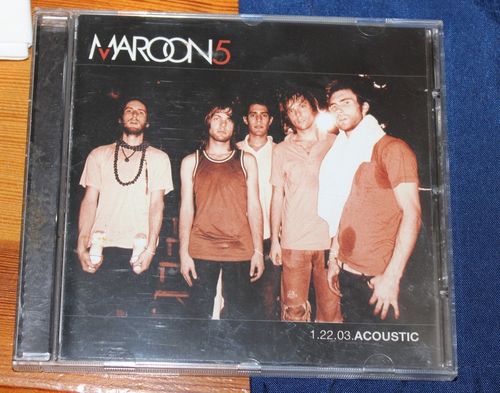Maroon 5: 1.22.02 Acoustic