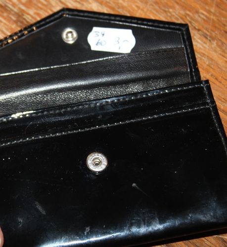 kleines Lack-Portemonnaie, 11 cm x 7 cm